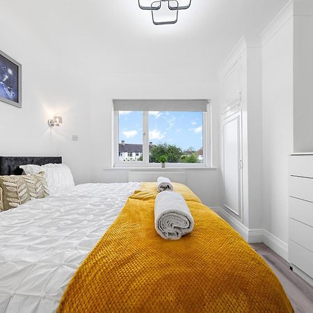 3 Bedroom House Close To Dartford Station Buitenkant foto
