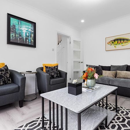 3 Bedroom House Close To Dartford Station Buitenkant foto