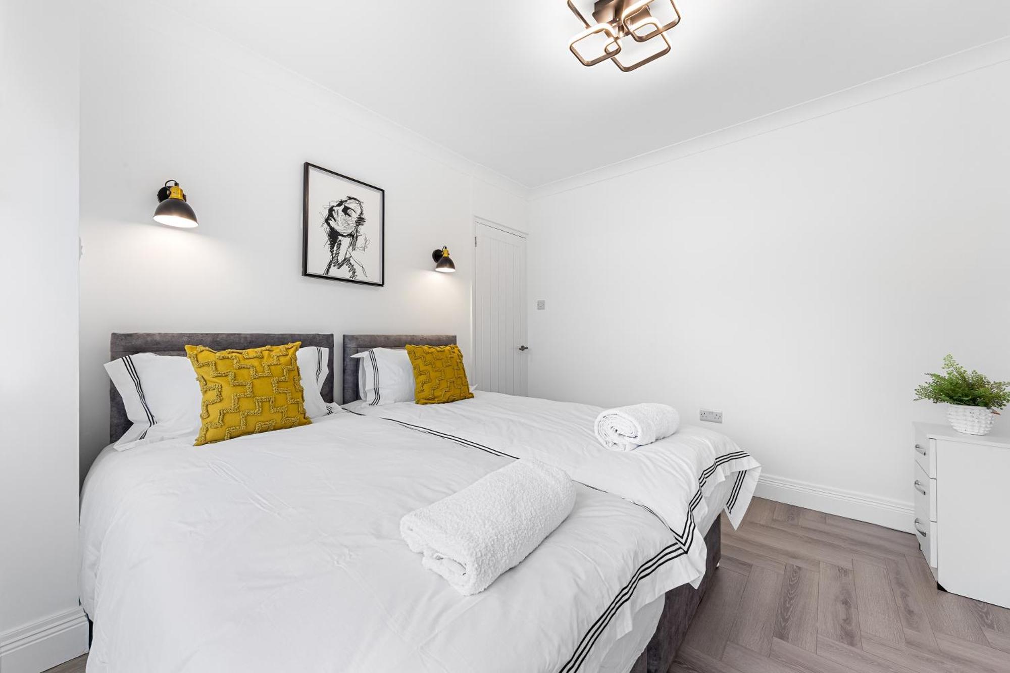 3 Bedroom House Close To Dartford Station Buitenkant foto